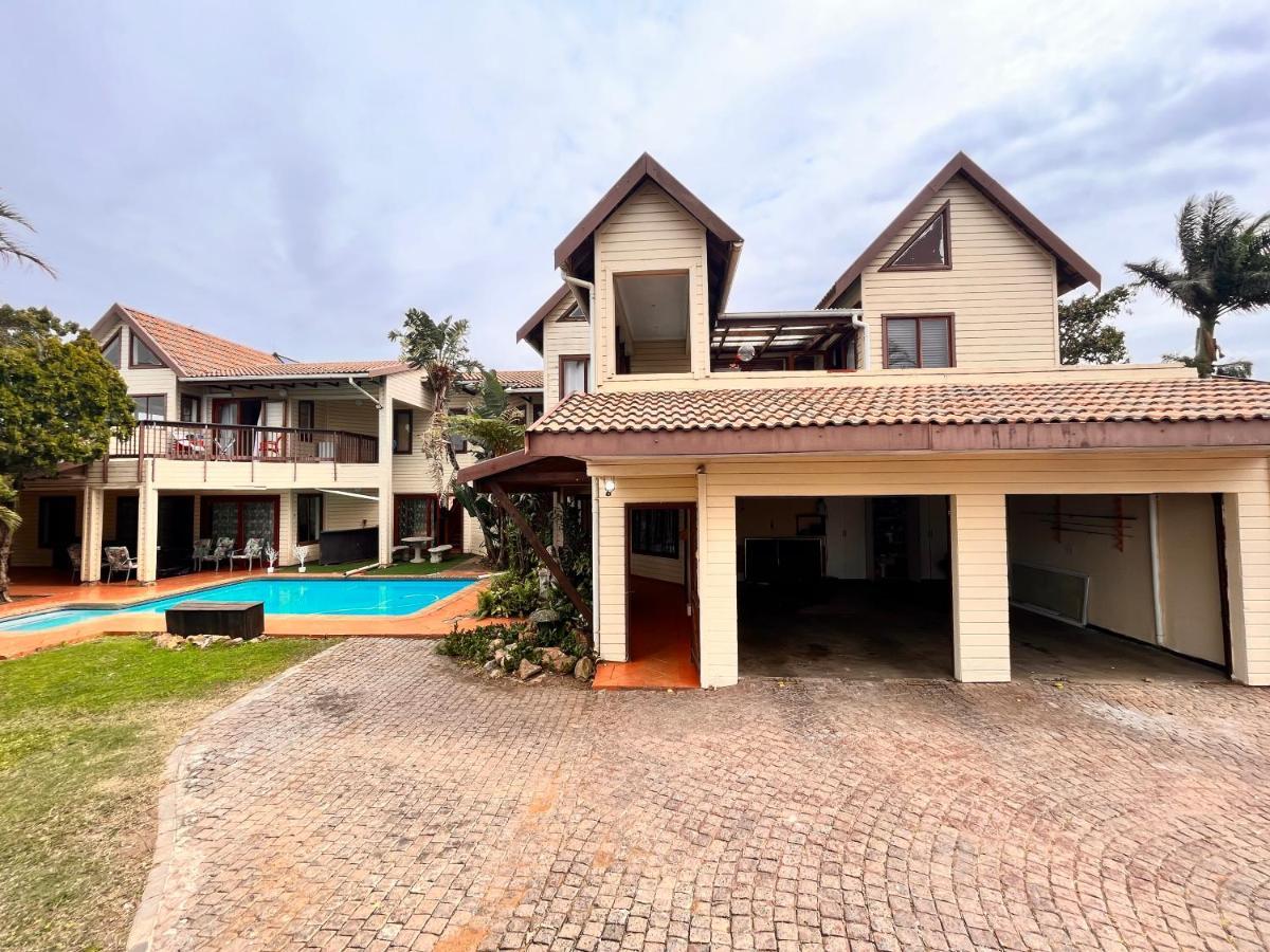 The Wood House Hotel Empangeni Exterior photo