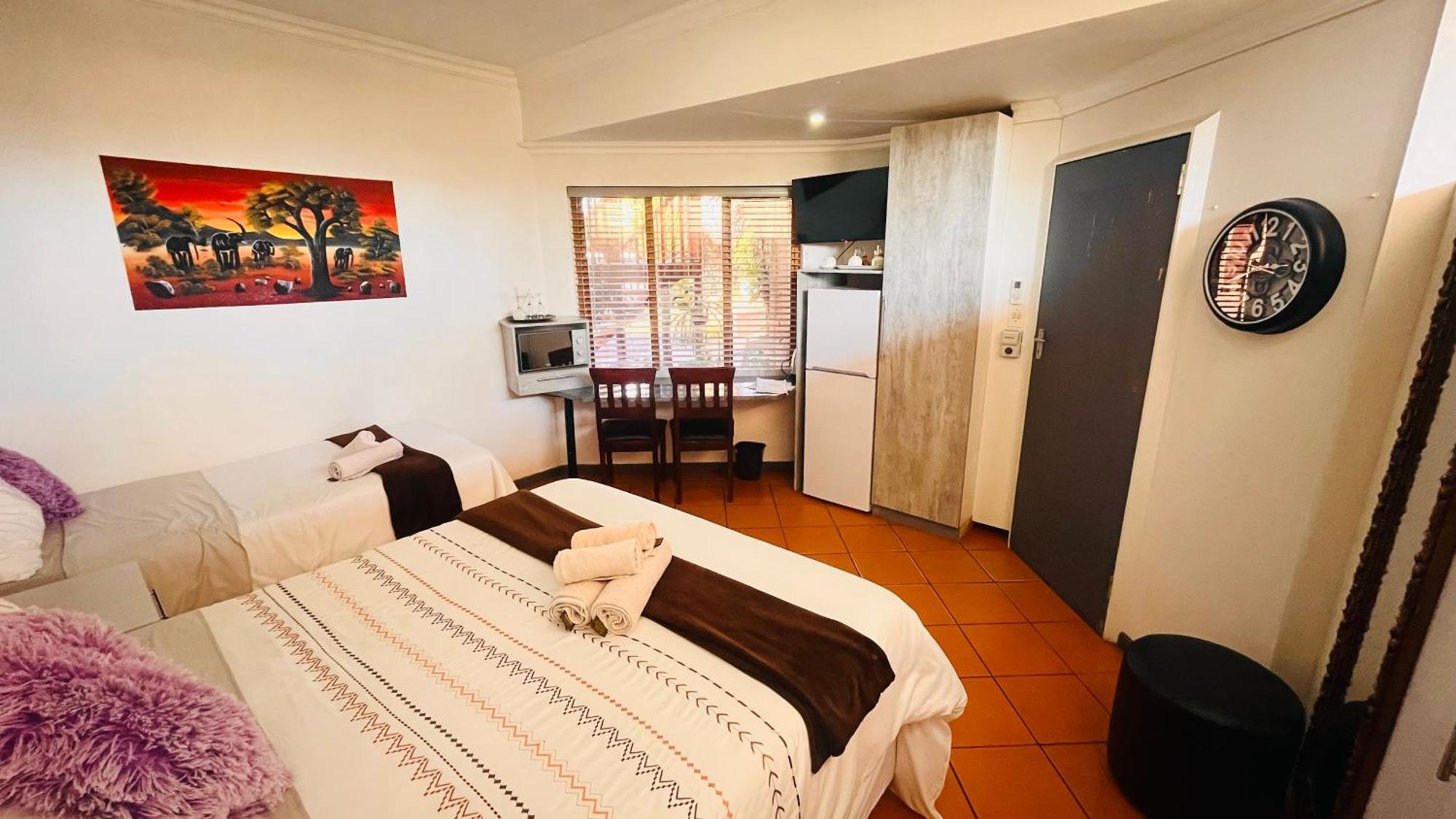 The Wood House Hotel Empangeni Exterior photo