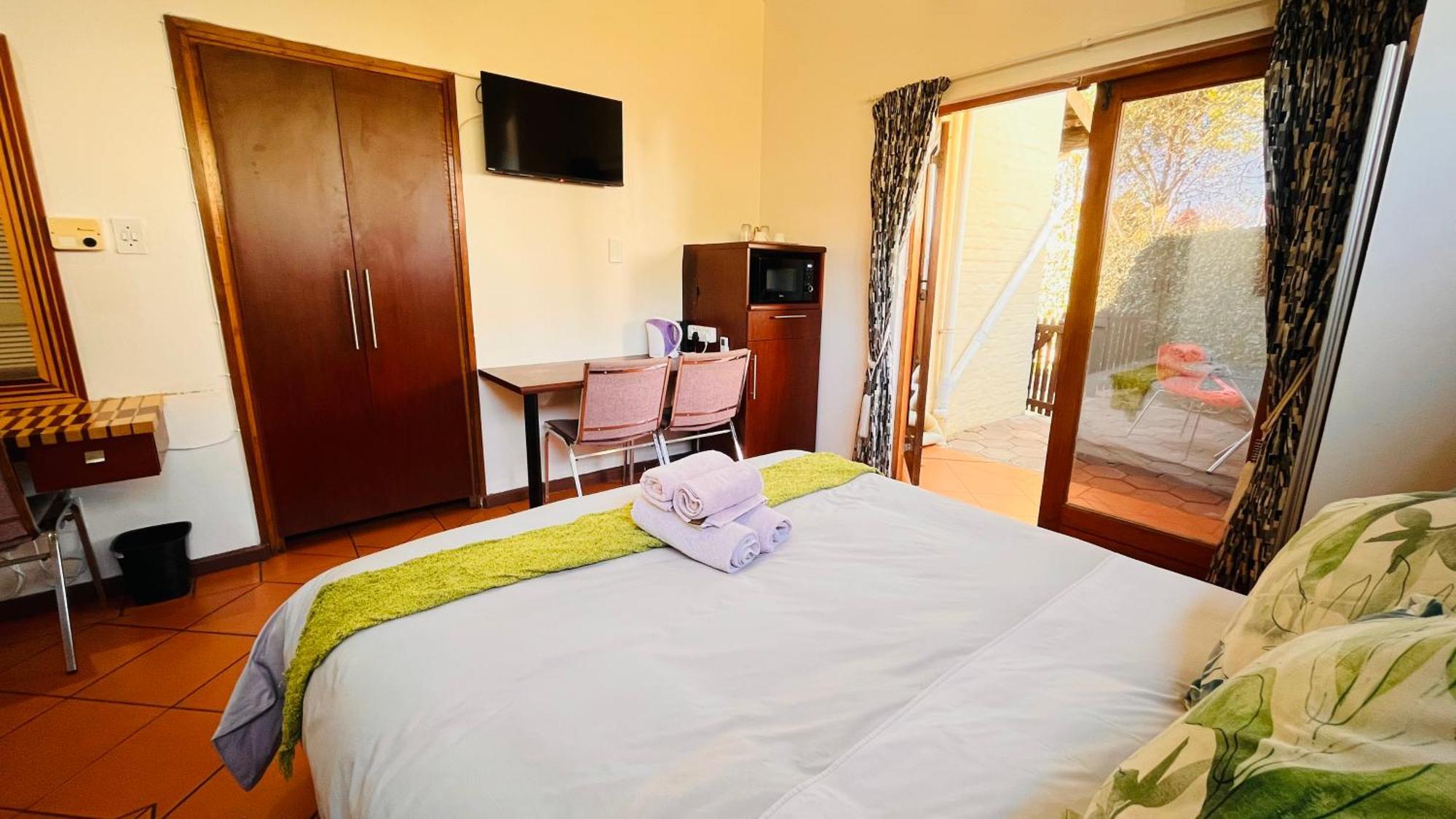 The Wood House Hotel Empangeni Exterior photo